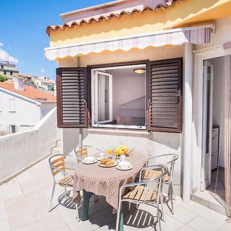 Apartment Polo Vrbnik Luaran gambar